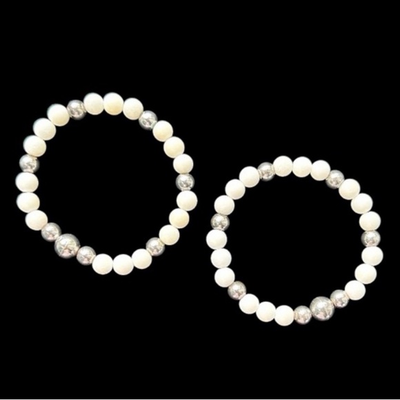 Set of 2 Milor Italy Sterling Silver White Agate Beaded Bracelets - Picture 2 of 5
